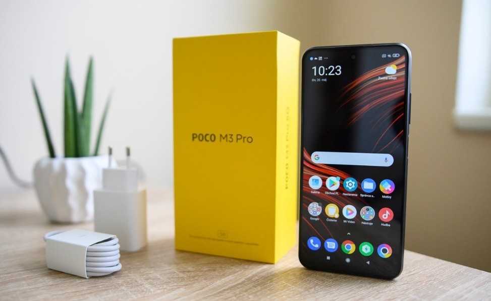 Смартфон Poco